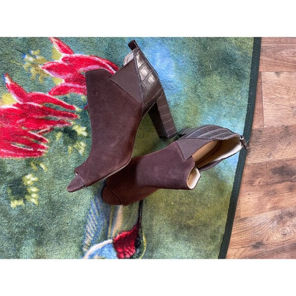 Mark Fisher Womens Ankle Open Toe Brown Booties Size 7.5 Block Heel Suede Croc - Picture 3 of 7